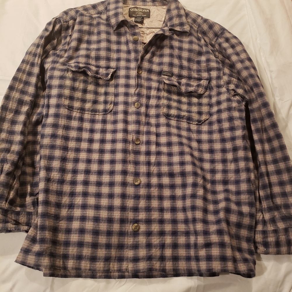 Quiksilver button front shirt